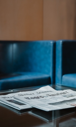hotel bristol zurich lobby newspaper