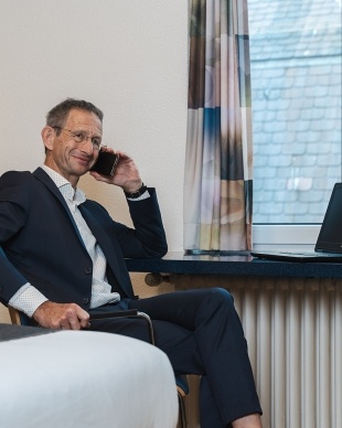 hotel bristol zurich single room business man