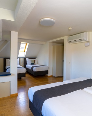  hotel bristol zurich superior quadrulpe room 3